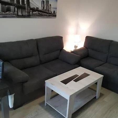 Traviesas Proximo A La Playa Facil Aparcamiento. 8 Huespedes. Apartmán