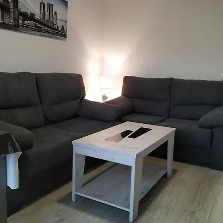Traviesas Proximo A La Playa Facil Aparcamiento. 8 Huespedes. Apartmán